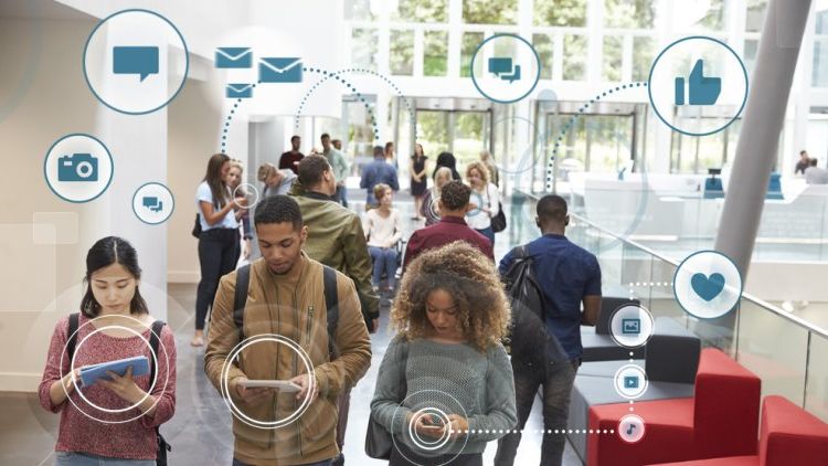 Generatia millennials: Problemele cu banii fac ca mariajul si cumpararea unei locuinte sa se regaseasca din ce in ce mai putin pe lista de prioritati