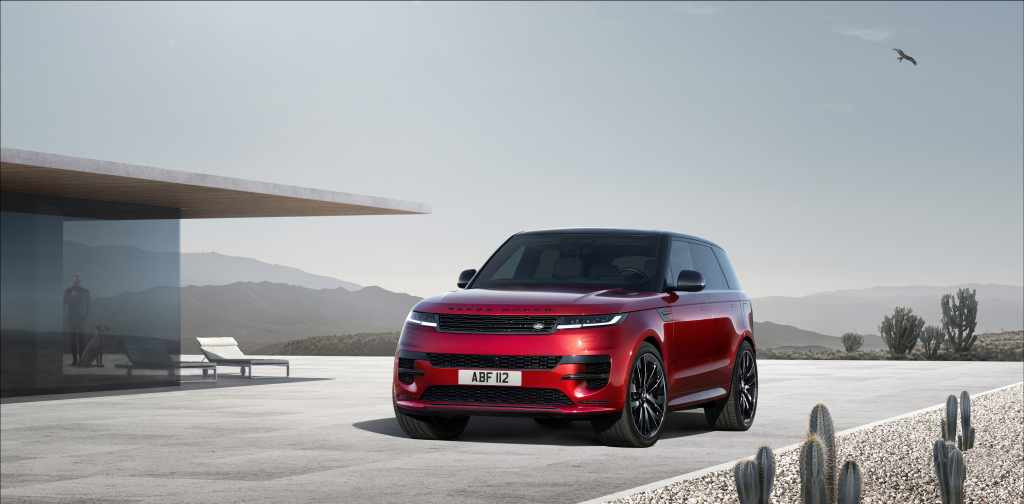 Noul Range Rover Sport face pasul mult așteptat: va avea și o versiune ...