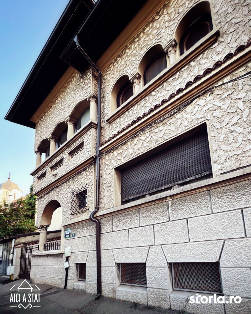 GALERIE FOTO | Vilă interbelică din București, scoasă la vânzare pentru aproape 600.000 de euro - Imagine 2