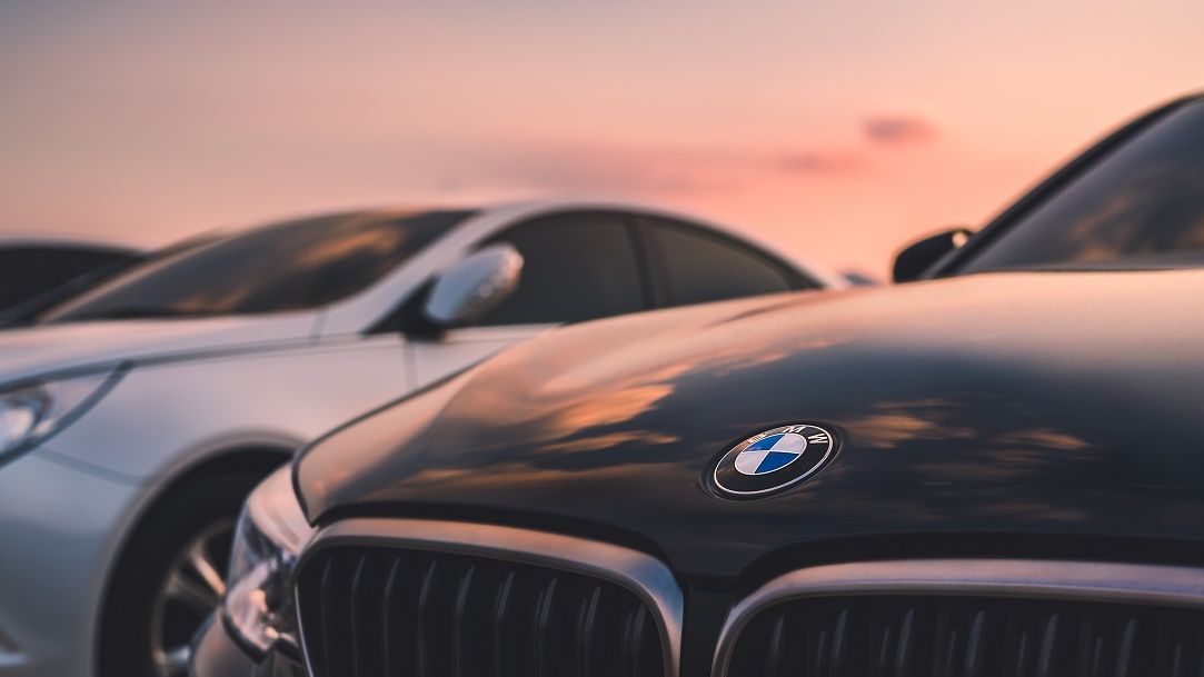 BMW va produce display-ul Panoramic Vision: va acoperi toată lăţimea parbrizului