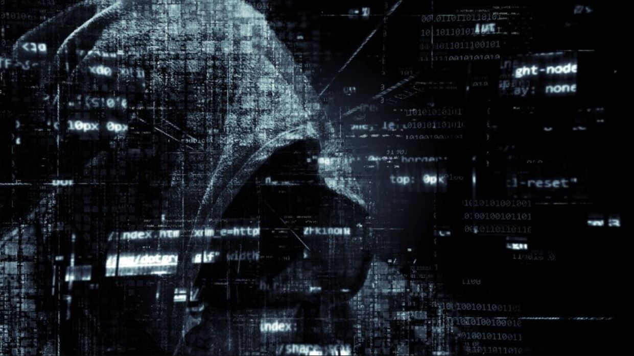 Guvernul promite că „Legea Deepfake” e gata în aprilie. Vor fi şi pedepse cu închisoarea în cazurile grave