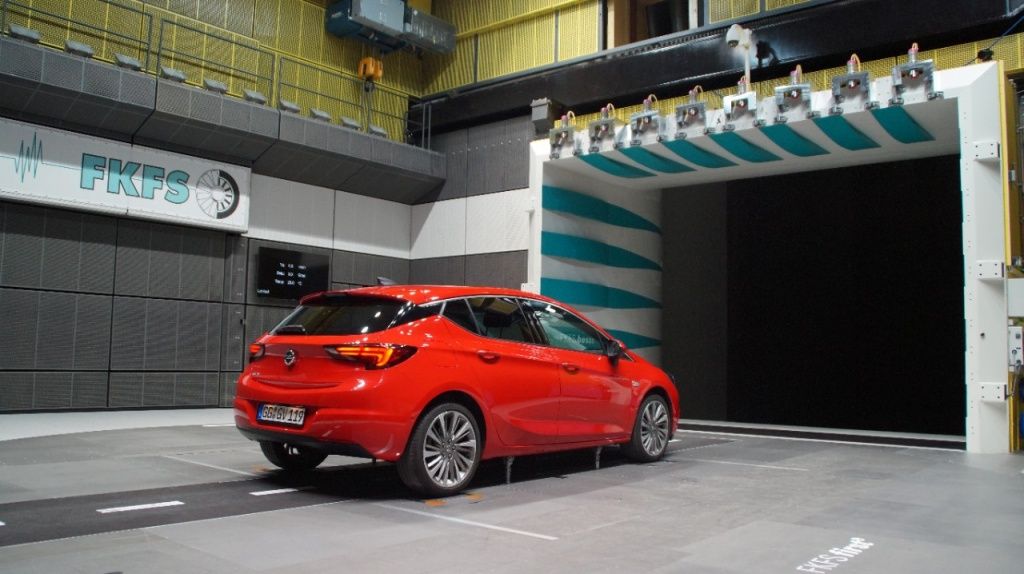 Opel Astra - Imagine 12