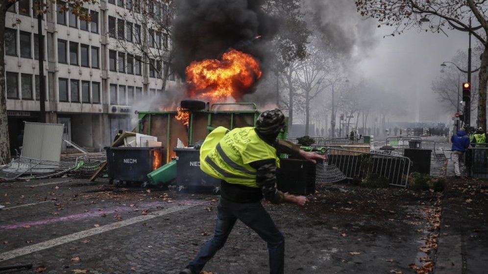 [VIDEO] Proteste la Paris, peste 500 de persoane retinute: cum arata capitala Frantei in acest moment