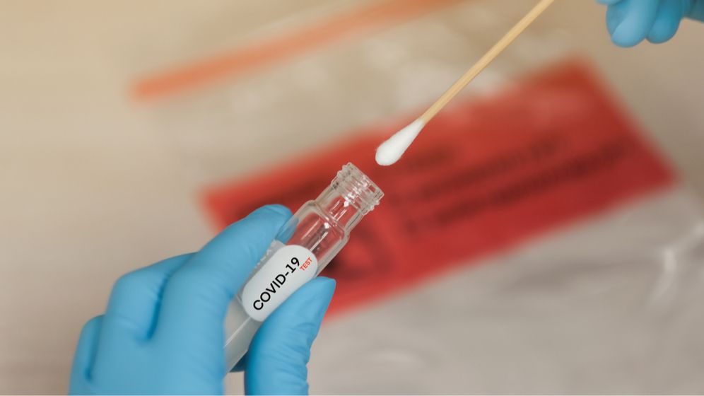 Testele pentru adulții nevaccinați nu vor mai fi gratuite în Franța