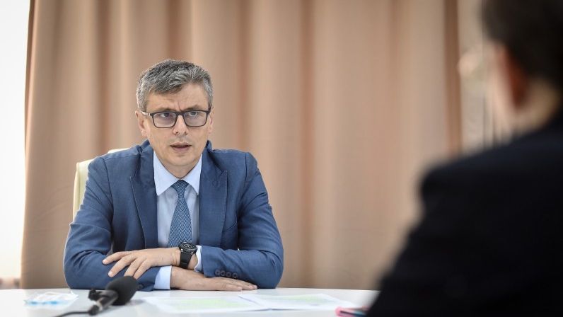 Ministrul Economiei: Nu e momentul pentru o nouă relaxare. Restaurantele vor rămâne închise