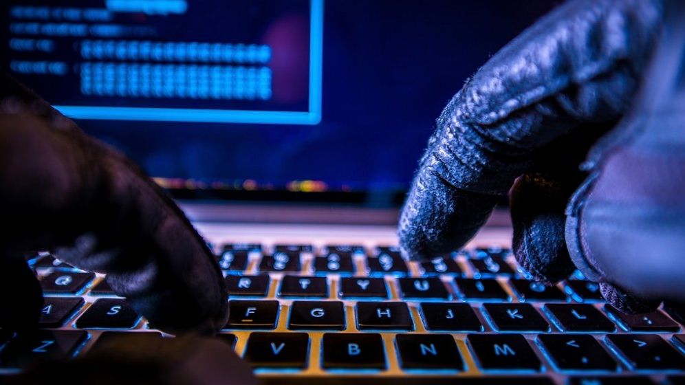 SUA oferă 10 milioane de dolari recompensă pentru a-i prinde pe hackerii din DarkSide