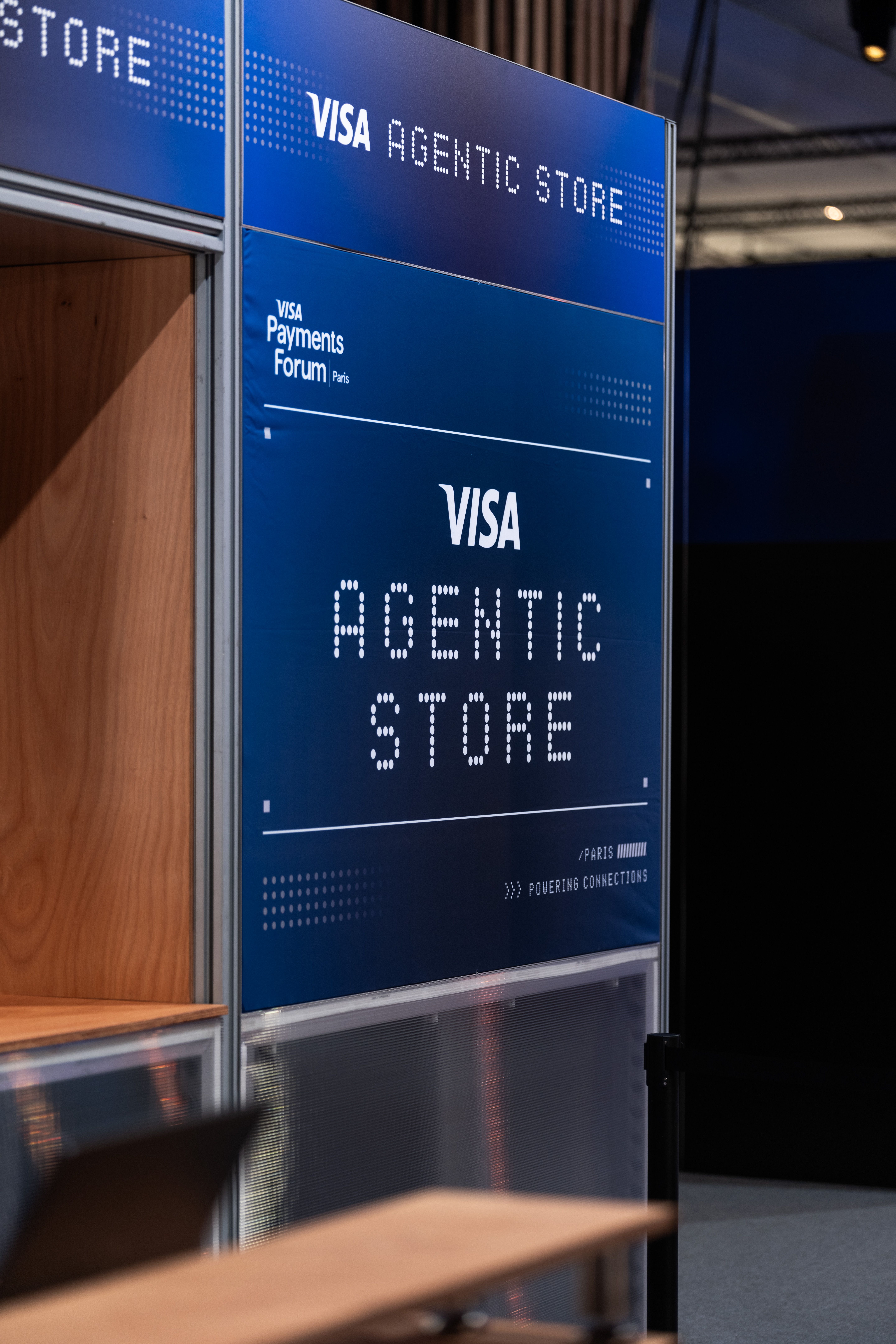 Reportaj de la Visa Payments Forum: În fața mea, un AI a făcut o plată în locul unui om. Ce urmează pentru bănci, magazinele și clienți - Poza 4