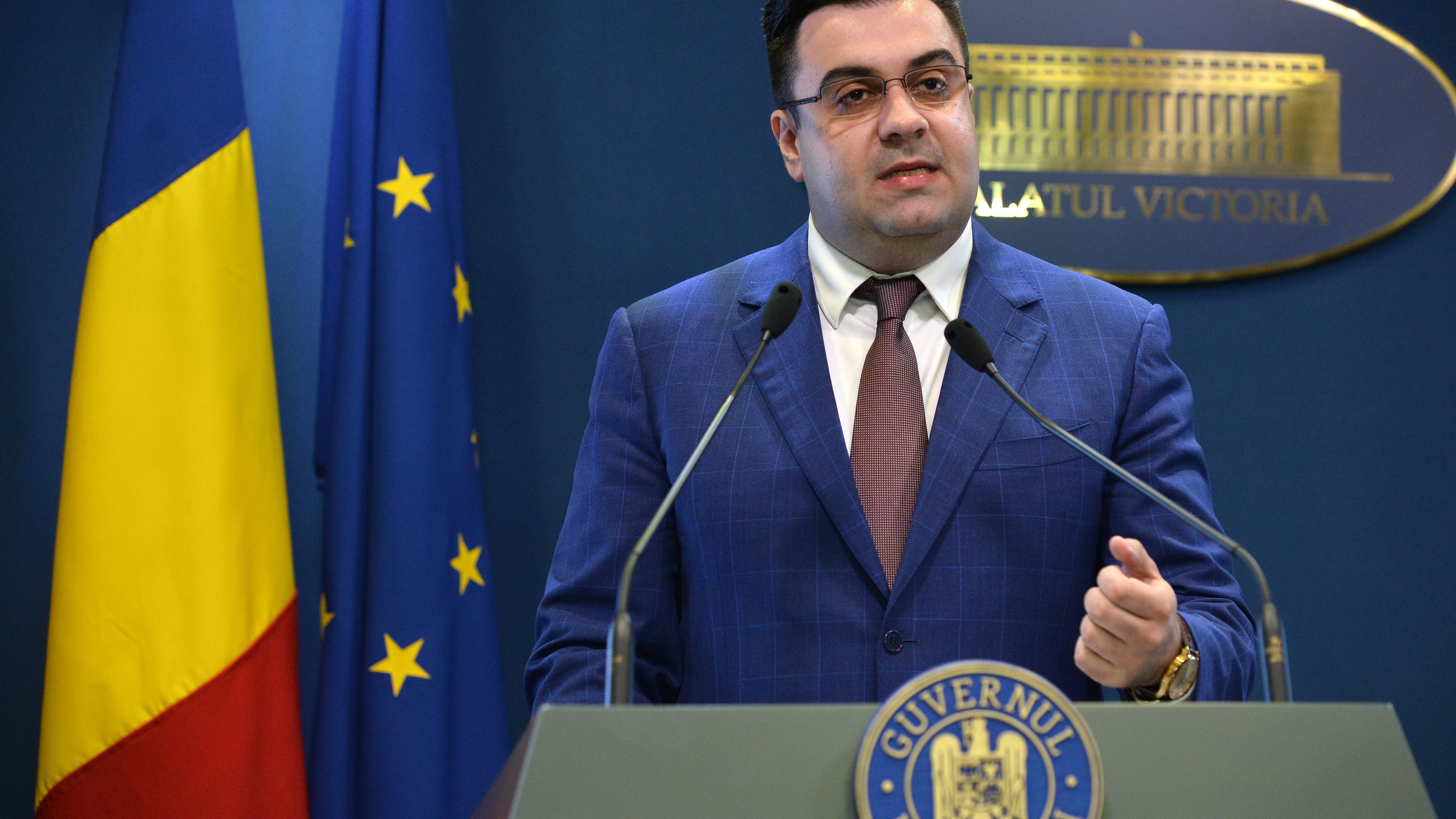 Ministrul Transporturilor: Ii sfatuiesc pe soferii care au luat amenzi joi sa se duca sa conteste in instanta