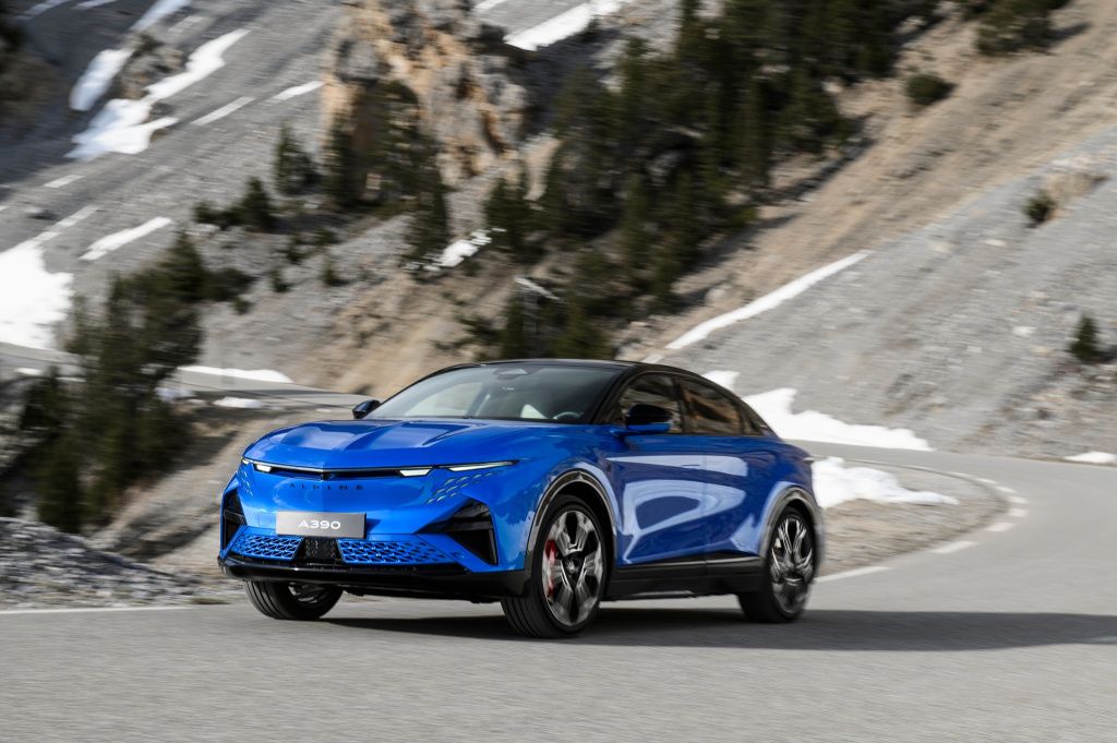 [FOTO] Alpine prezintă un crossover electric de aproape 80.000 de euro, rival pentru Porsche - Imagine 8