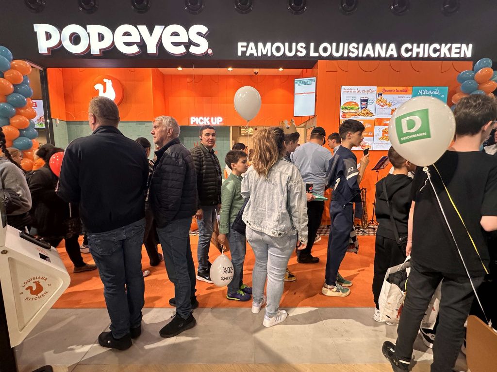 GALERIE FOTO | Argeș Mall, cel mai mare centru comercial din județ, a fost deschis - Imagine 10