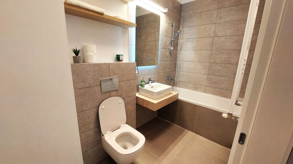 Cum arată un apartament nou de 3 camere de 152.000 de euro din sud-vestul Capitalei - Imagine 17