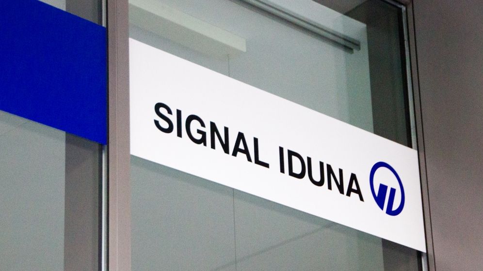 Signal Iduna vrea sa achite clientilor serviciile medicale din afara retelei, prin intermediul unui card bancar alimentat direct de asigurator
