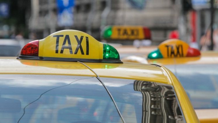 IGPR: 94 de sanctiuni contraventionala aplicate taximetristilor din zona aeroporturilor