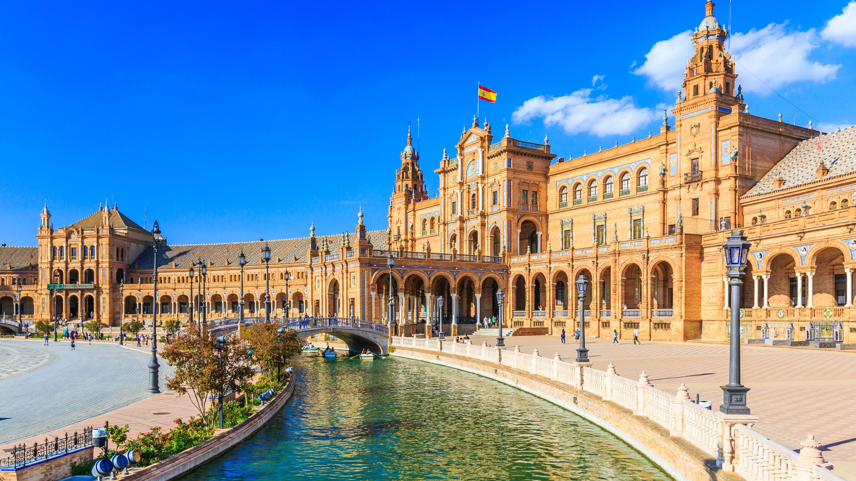 GALERIE FOTO | Top cinci destinații turistice vizitate de iubitorii de filme și seriale