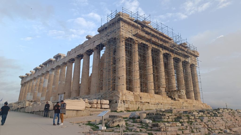 Turiștii din întreaga lume au luat cu asalt Acropole. Autoritățile din Grecia au luat noi măsur - Imagine 4