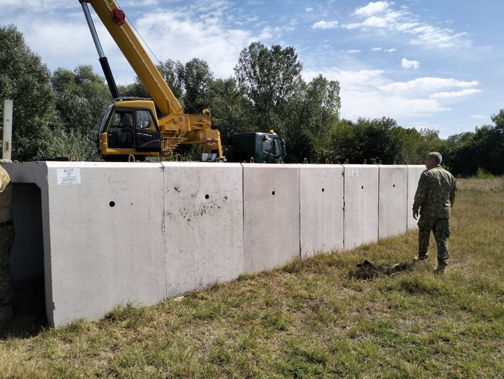 Cum arată adăposturile care ar trebui să-i protejeze pe românii de la graniță de atacurile rus - Imagine 3