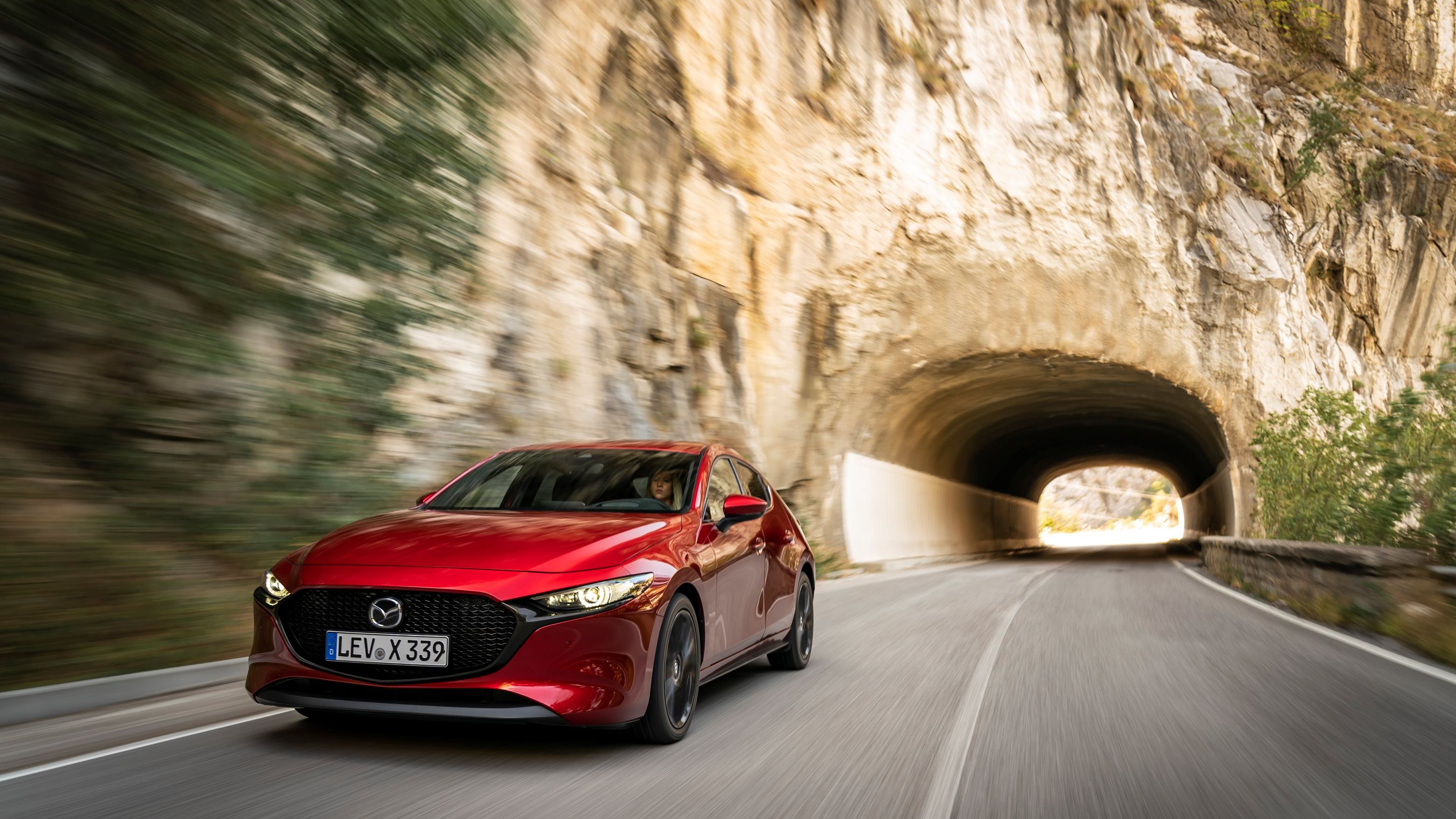 Noul motor Mazda Skyactiv-X este disponibil pe Mazda3