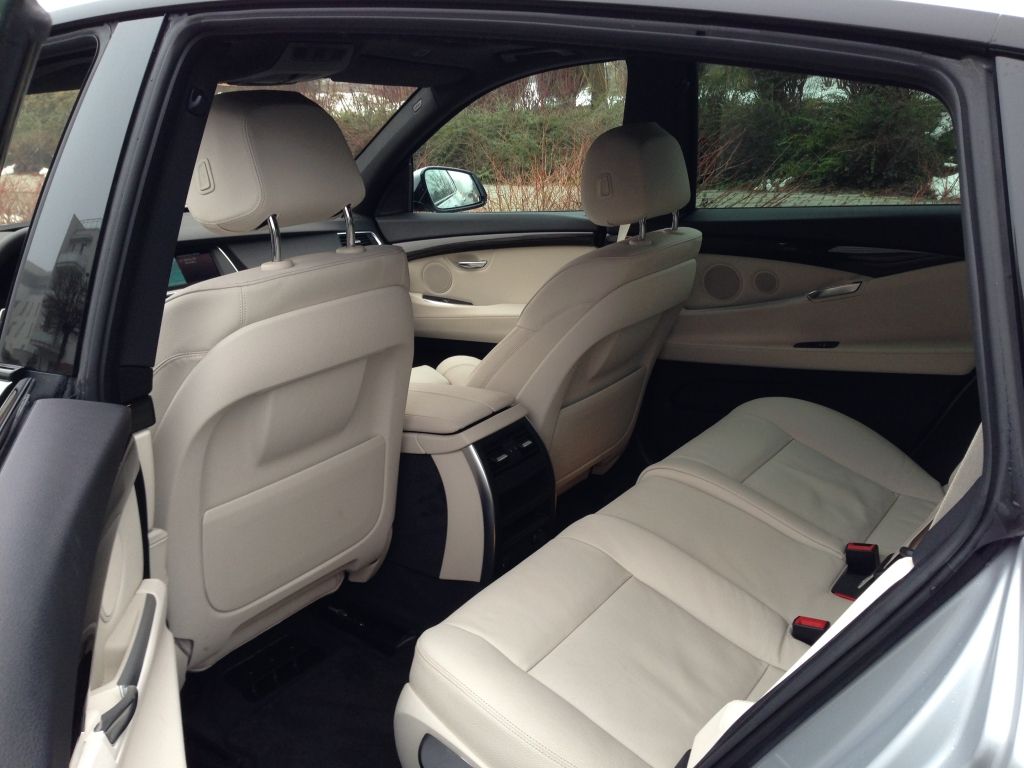 BMW 530d xDrive Gran Turismo - Imagine 18
