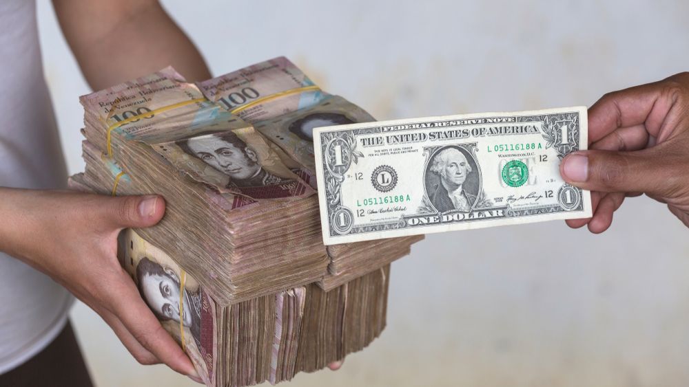 Tiparnita Venezuelei nu se opreste: inflatie 1.370.000% in 2018