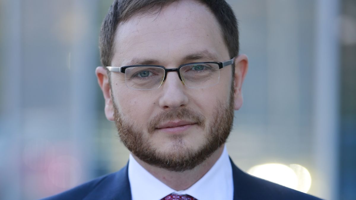 PeliFilip a asistat Ministerul Finantelor Publice in emisiunea de euroobligatiuni in valoare de 2 miliarde euro