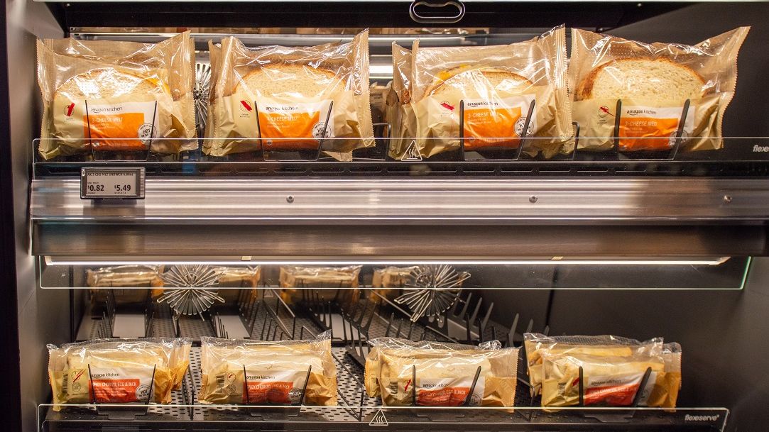 Amazon închide mai multe magazine din conceptul Amazon Go, care funcționează fără case de marcat