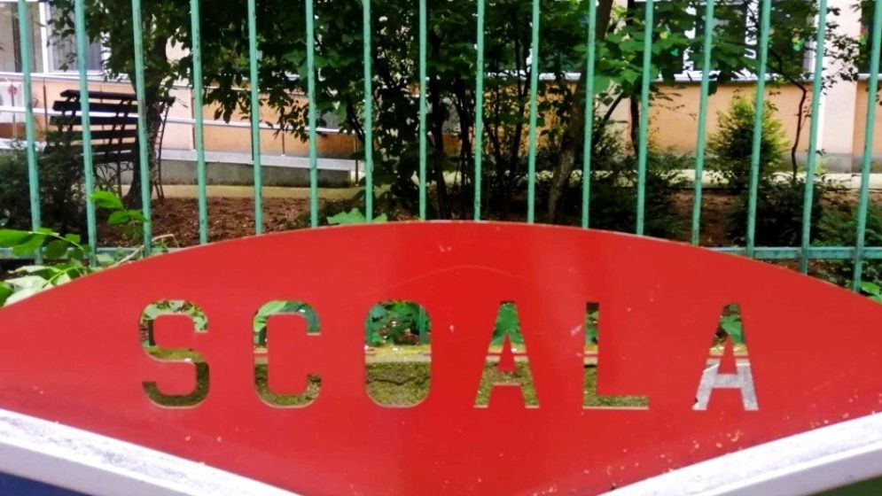 Noua Lege a salarizării. Ce sporuri primesc angajații din învățământ