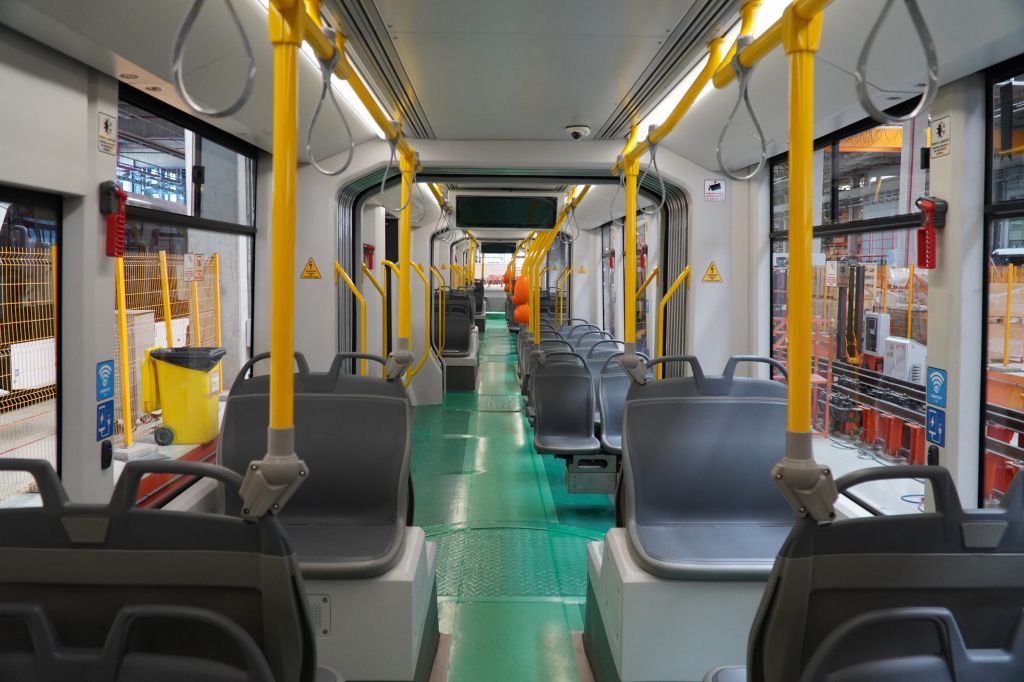 GALERIE FOTO: Cum arată tramvaiele turcești cumpărate de autorități la Timișoara. Sunt luate c - Imagine 6