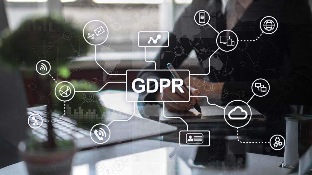 "Dreptul de a fi uitat" ("right to be forgotten"). 4 ani mai tarziu. Peste 700.000 de solicitari. Rata de eliminare de aproximativ 50%