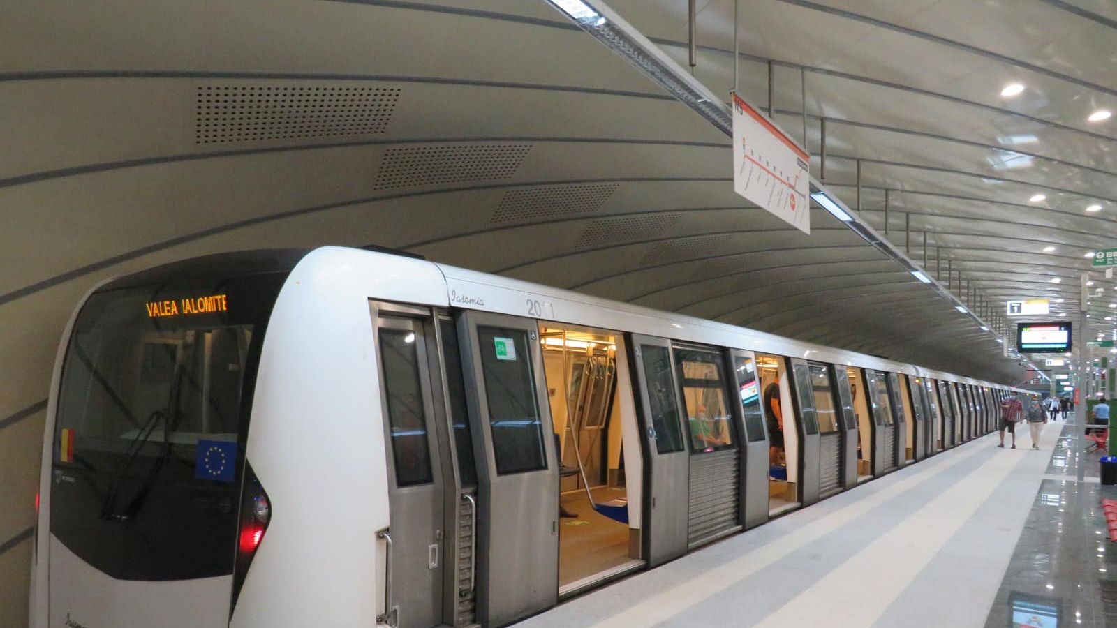 Sindicaliștii Metrorex supărați că scumpirea cartelei a fost blocată: ”Domnul Ministru a prezentat doar GARGARĂ tipică USR. Avem deficit de mecanici și 10.000 de zile de concediu neacordate”