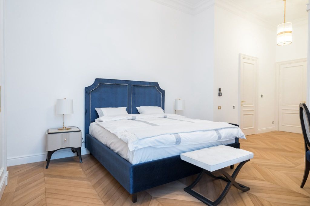 Cum arată un apartament de 2,5 milioane de euro din centrul Capitalei - Imagine 26