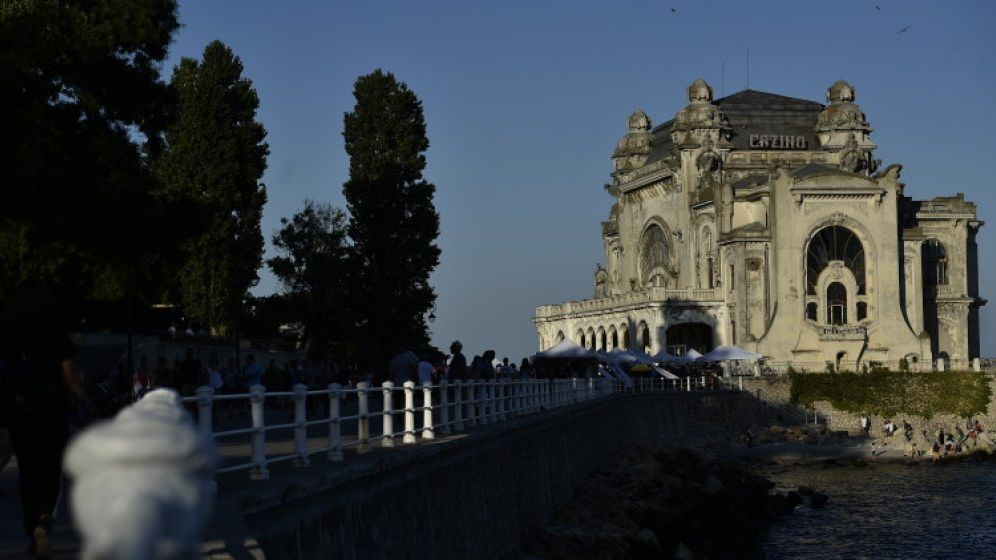 UPDATE In prag de alegeri, Guvernul promite refacerea Cazinoului din Constanta