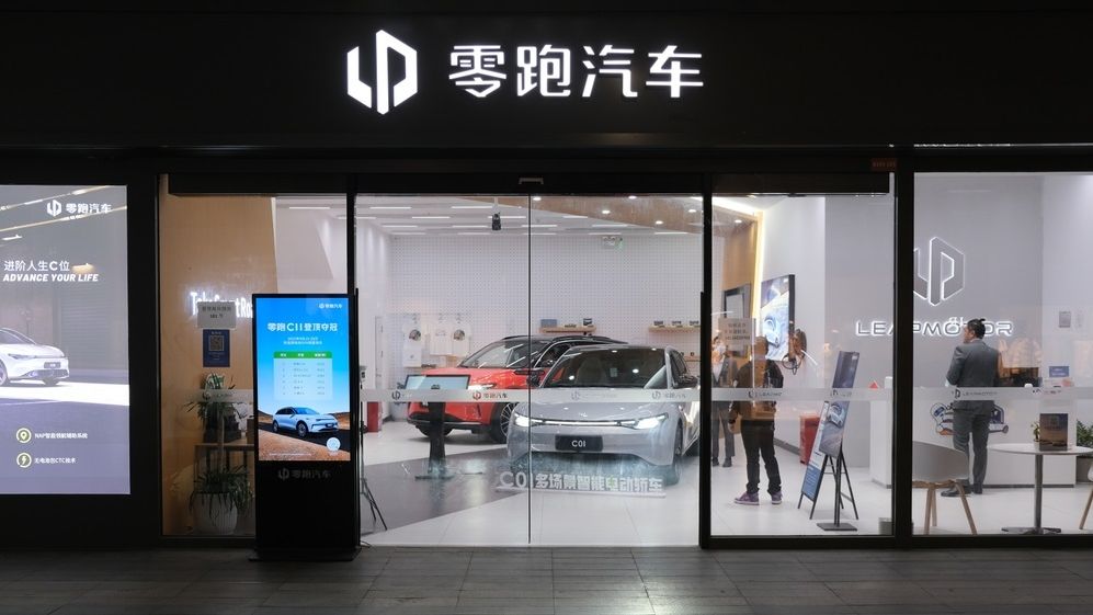 Chinezii îți apară producția de mașini electrice: ”nu subvențiile sunt de vină”