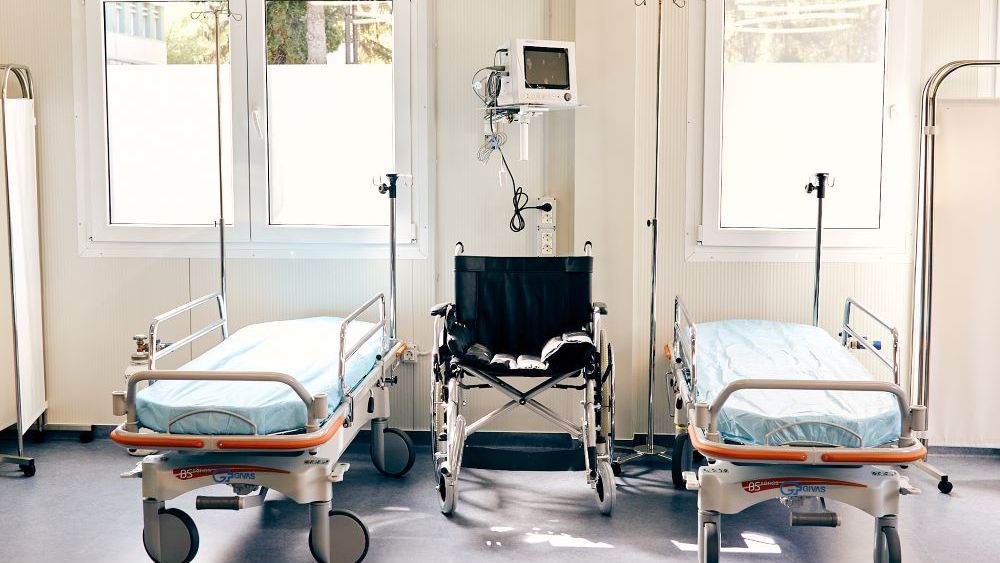 MOL România și Fundația pentru Parteneriat au susținut personalul medical din 3 spitale cu echipamente de protecție în valoare de 100.000 euro