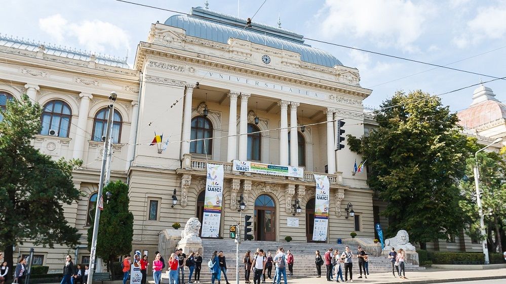 La Universitatea Alexandru Ioan Cuza din Iași doar 30% din cursuri se desfășoară față în față, după ce au fost descoperite mai multe cazuri de COVID-19