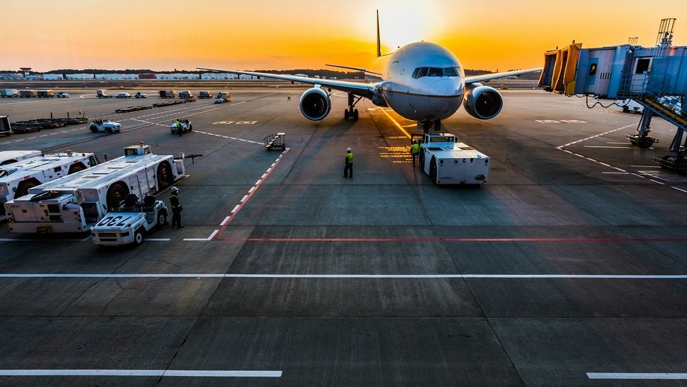 Transportul aerian de mărfuri a crescut în primele nouă luni ale anului