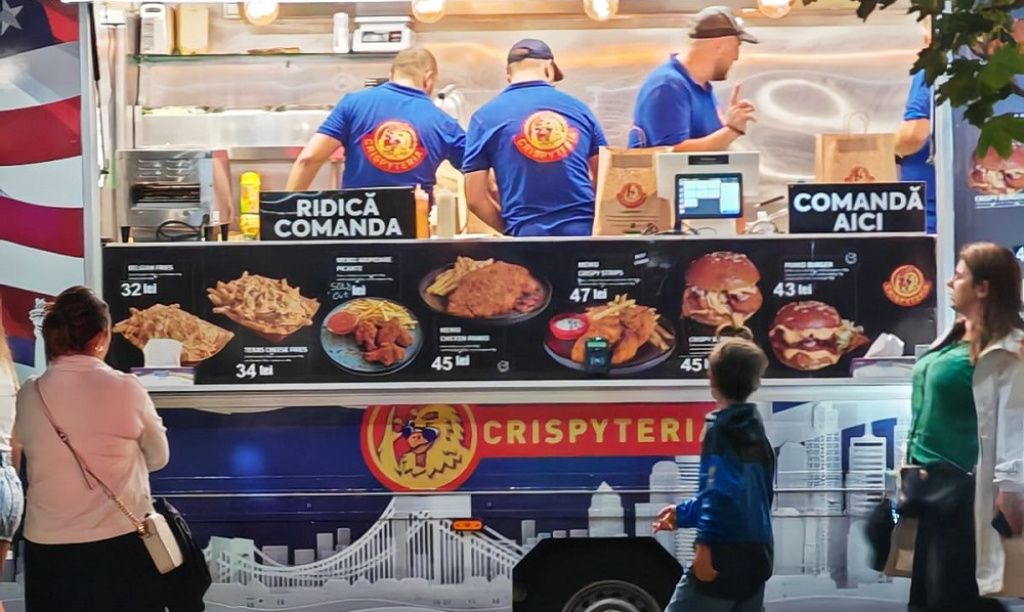 Untold, festivalul prețurilor mari? Cât costă o pizza la mândria muzicală a Clujului și la câ - Imagine 3