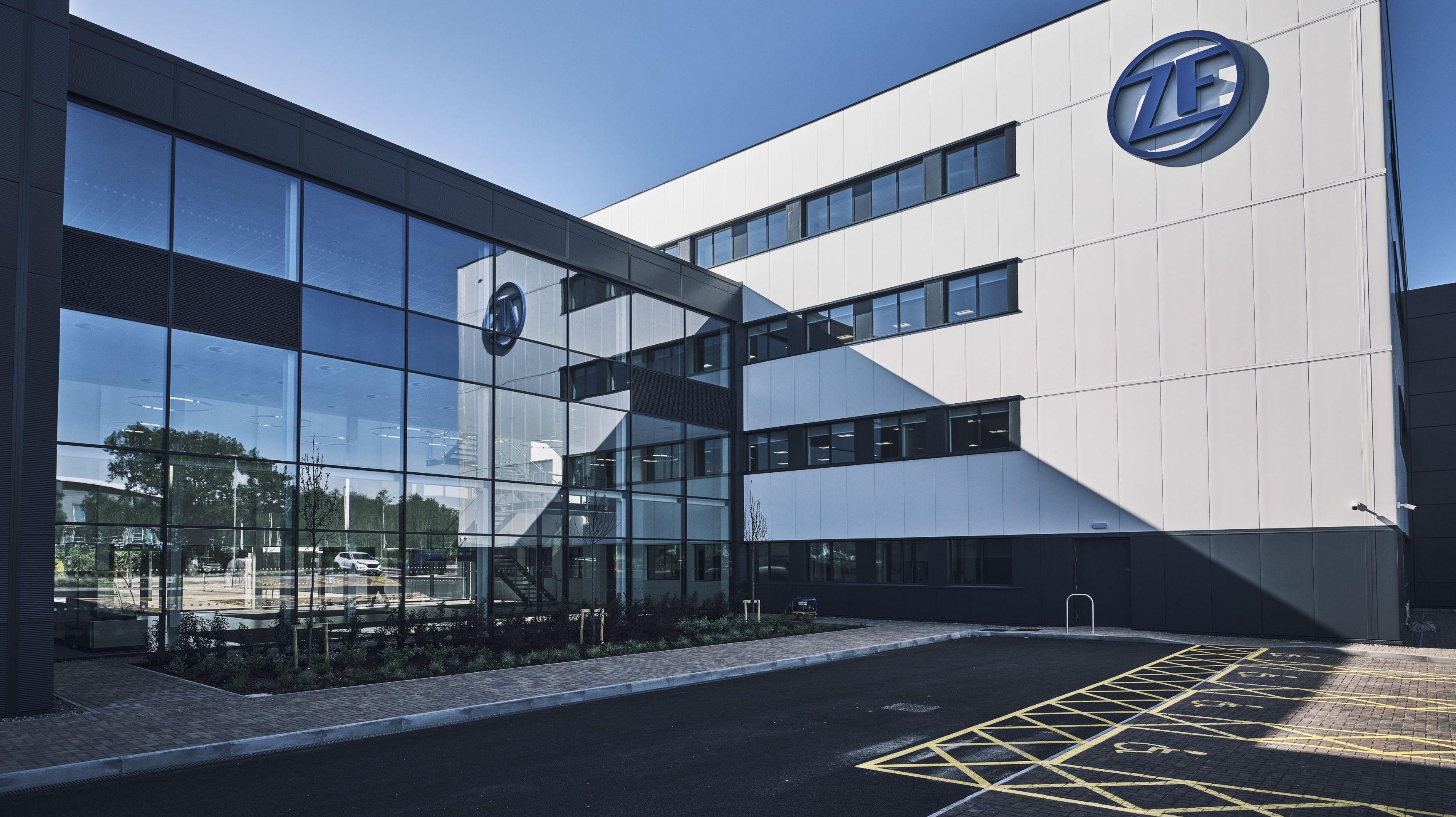 Concedieri la un furnizor important de componente auto: Peste 7.500 de persoane pleacă acasă