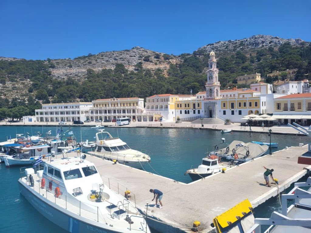 Symi, cea mai colorată insulă Greciei - Imagine 11