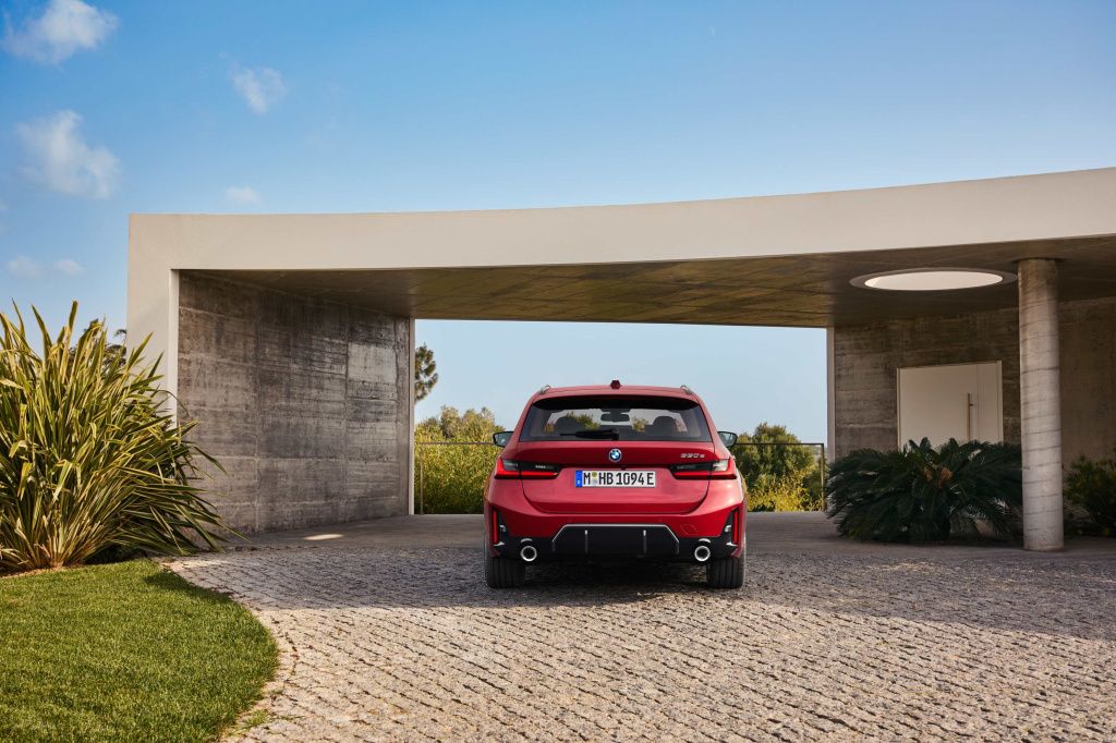 GALERIE FOTO | BMW prezintă noul facelift pentru Seria 3 - Imagine 12