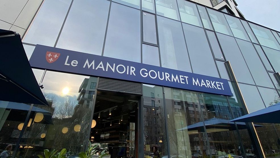 În Herăstrău s-a deschis o piață pentru românii cu bani. Investiție majoră în Le Manoir Gourmet Market, cu prețuri pe măsură