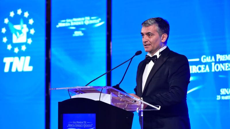 Vlad Oprea, primarul orașului Sinaia pe care DNA vrea să îl aresteze, își declară susținerea pentru Nicușor Dan