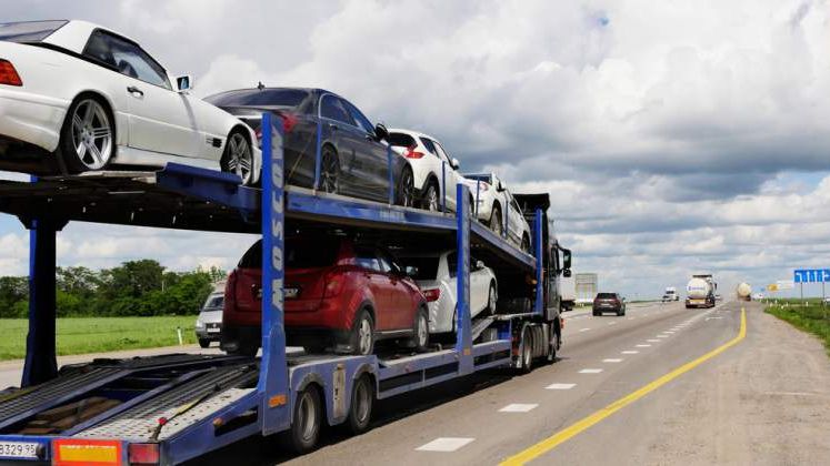 In doar 8 luni, romanii au adus in tara mai multe masini second-hand decat in tot anul 2016