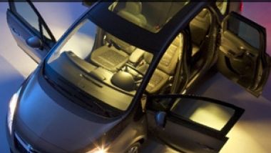 Interiorul noului Opel Meriva