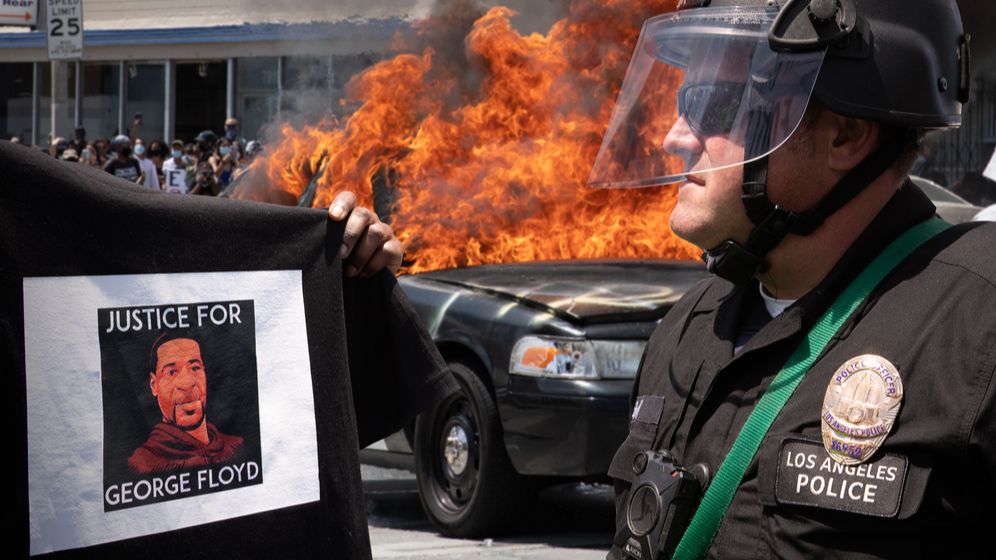 Polițiștii din SUA au mai împușcat mortal un bărbat de culoare - Oamenii protestează