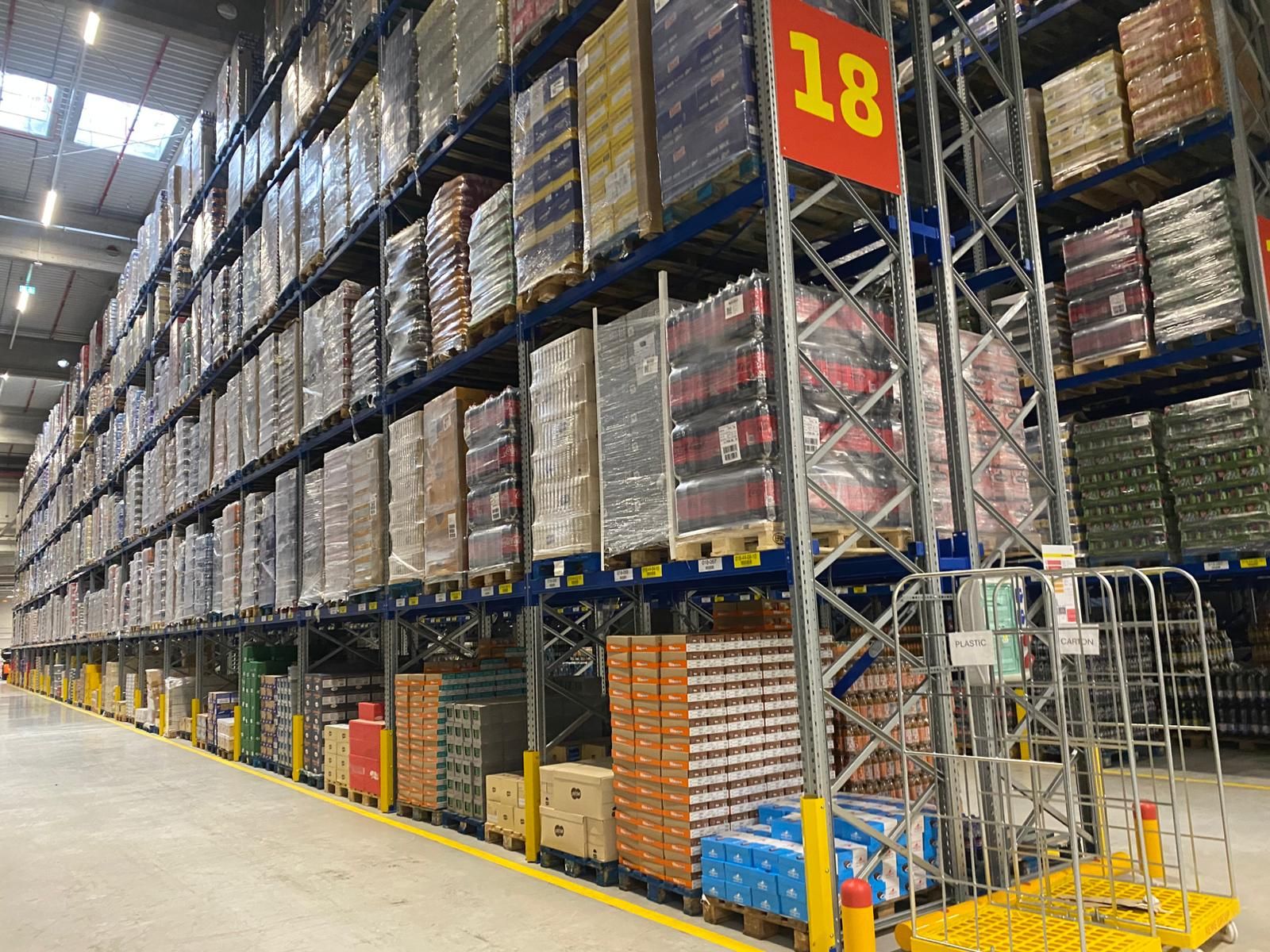 FOTO | Cum arată depozitul de zeci de milioane de euro construit de Penny în România - Poza 7