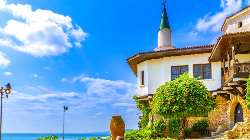 Se apropie PAȘTELE. Află unde poți merge cu DOAR 60 de euro