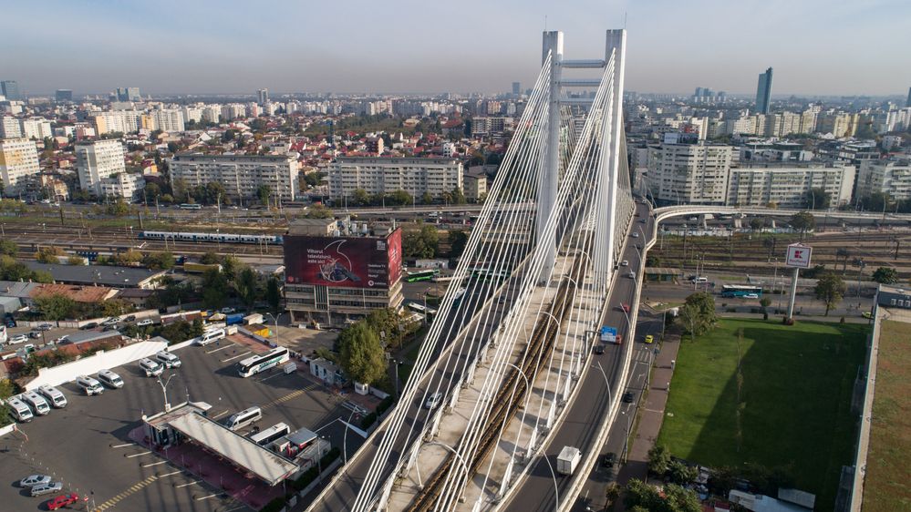 Nicușor Dan vrea să forțeze constructorul să plătească o parte din zecile de milioane de lei pentru finalizarea Podului Basarab