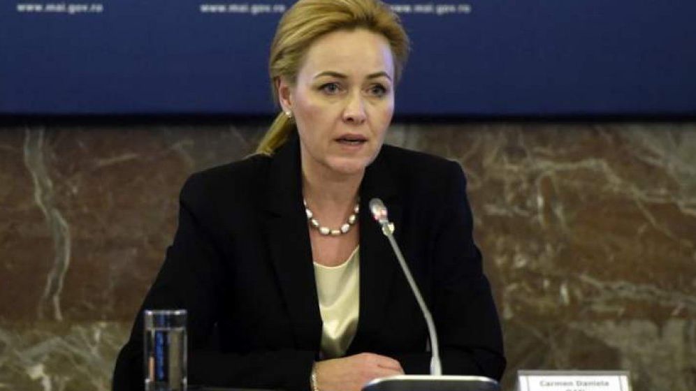 Dosarul privind microfonul gasit in casa ministrului de Interne, Carmen Dan, a fost clasat