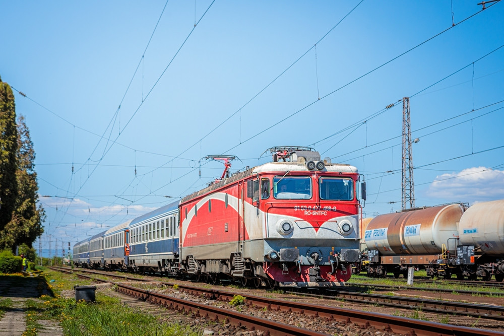 CFR lansează „Trenurile Soarelui”: până când circulă și ce rute sunt disponibile