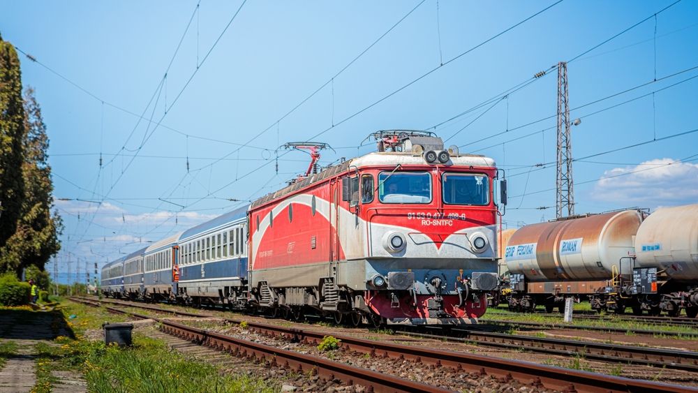 CFR lansează „Trenurile Soarelui”: până când circulă și ce rute sunt disponibile
